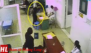 Côn đồ đánh chửi nhân viên y tế tại Bệnh viện Đa khoa Thái Nguyên